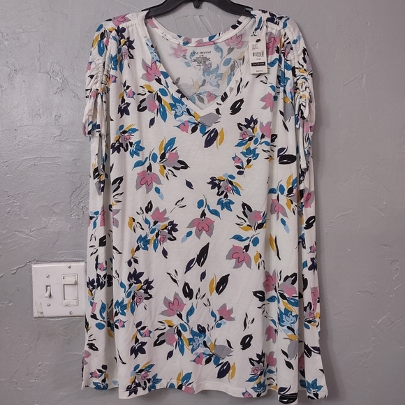 Lane Bryant Tops - Lane Bryant blouse for women size 22/24 excellent condition New